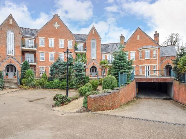Palmerstone Court, St Anns Park, Virginia Water, Surrey GU25, 2 bed flat to rent, £2,300 pcm | PrimeLocation