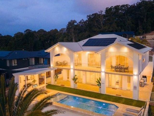 Palmilla | Burleigh Heads Coastal Rental