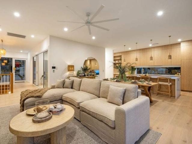 Palmilla | Burleigh Heads Coastal Rental