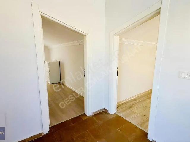 Palmiye Sitesinde Özel Tasarımlı 5+1 Lüks Villa