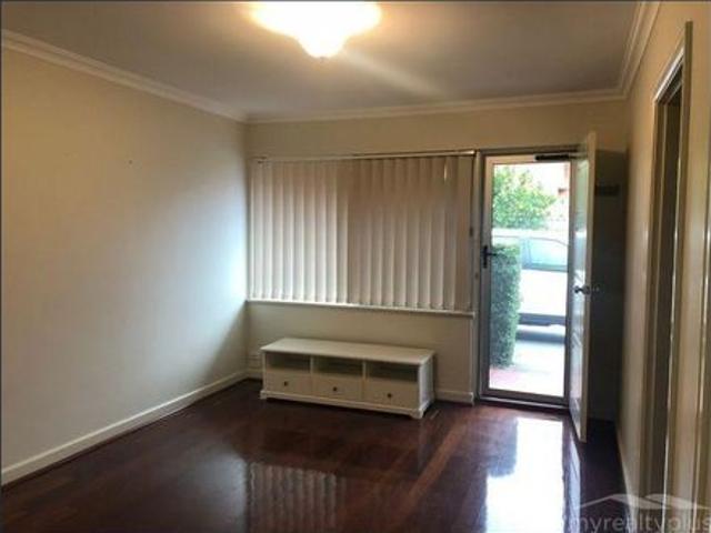 PART FURNISHED RENOVATED GROUND FLOOR UNIT
