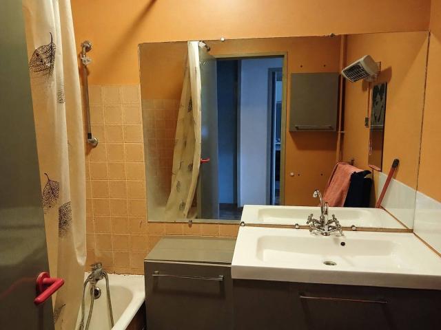 Part loue meublé 40m² au 97 rue marengo 6° 840 CC