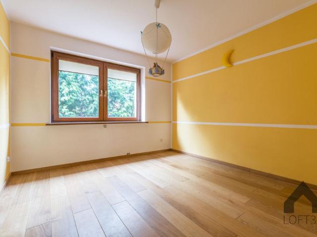 Parter domu z ogródkiem i miejscem postojowym w Jaworznie do wynajęcia