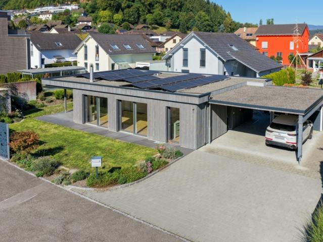 Parterre Haus von 2020 mit ökologischer Haustechnik an guter Lage