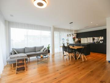 Parterrewohnung mit Sitzplatz und unmittelbare Seenähe