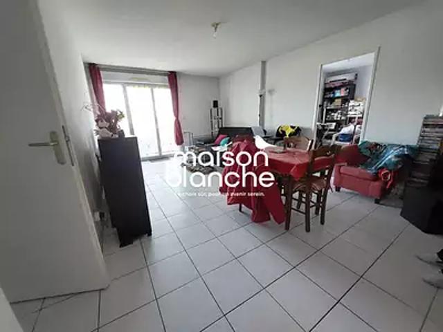 Parthenay 79200 Achat / Vente appartement 3 pièces t3 parking