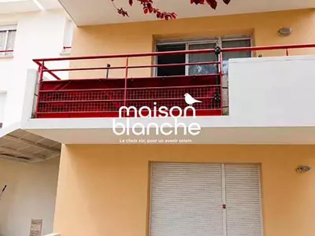 Parthenay 79200 Achat / Vente appartement 2 pièces t2 parking