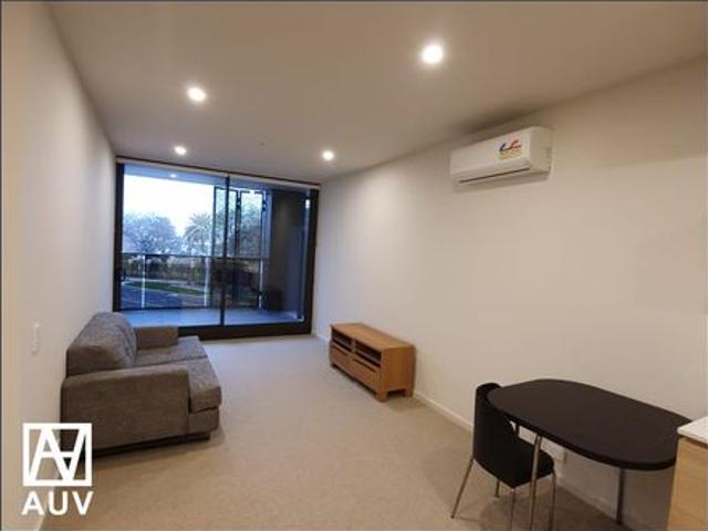 Partial furnished one bedroom Apartment near Monash University Caulfield Campus