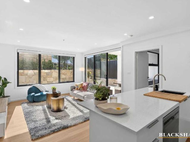 Partially Furnished Modern Luxury Nestled in Tuggeranong