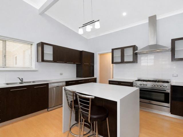 PARTIALLY FURNISHED 3 Bedroomed Character Home available 24th August