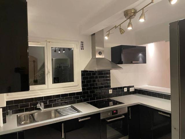 Particulier loue appartement 2 pièces meublé