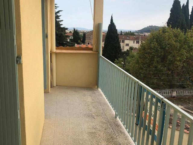 Particulier loue joli T3 à Hyeres