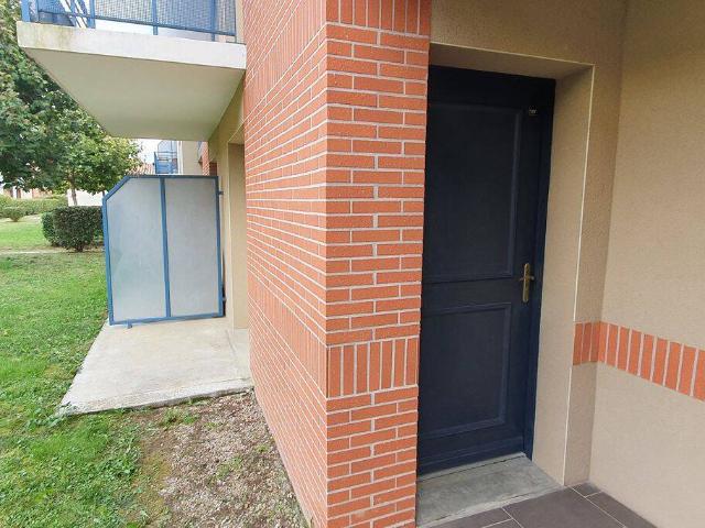 particulier loue t2 30m2, lumineux et traversant, en rez de jardin, sur Léguevin, proche Airbus