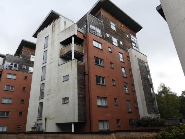 Partick Bridge Street, Glasgow G11 2 bed flat to rent £1,550 pcm £358 pw