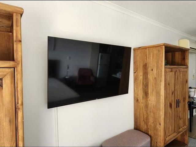 Partly Furnished Airlie Beach Apartment
