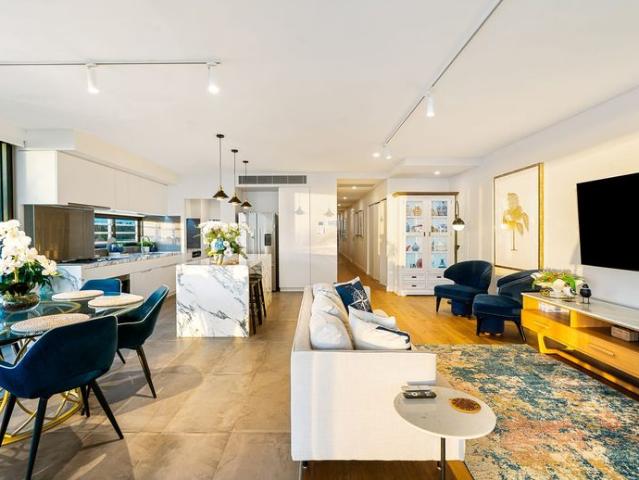 Partly Furnished Four Bedroom Beachfront Unit
