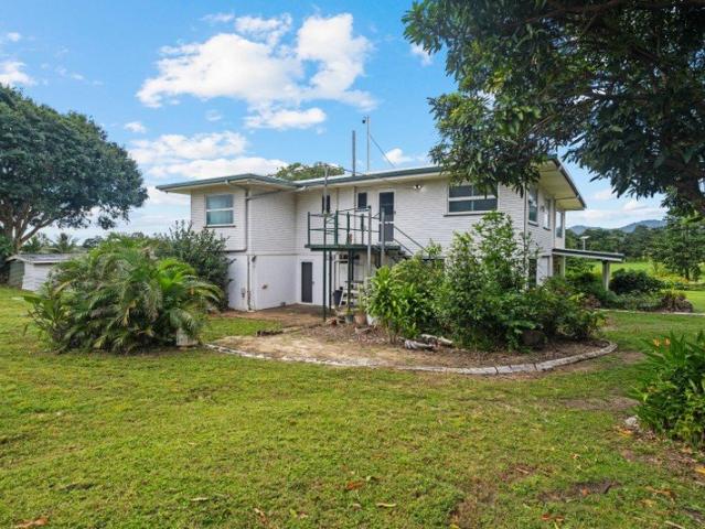 Partly Furnished Home At Smithfield