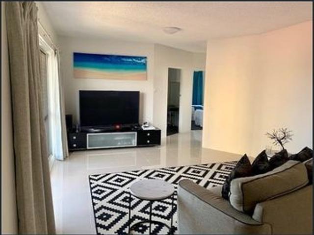 PARTLY FURNISHED RENOVATED RIVERSIDE BEAUTY Top floor apartment