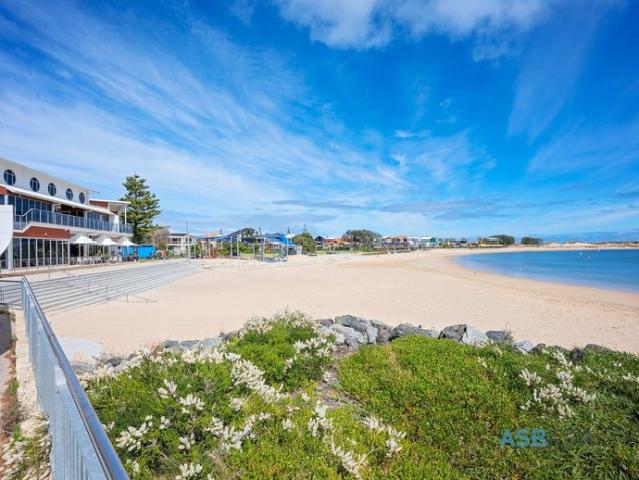 Partly Furnished Resort Style Living in the Heart of Bunbury