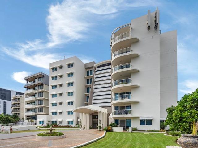 Partly Furnished Studio Apartment with Ocean Views!