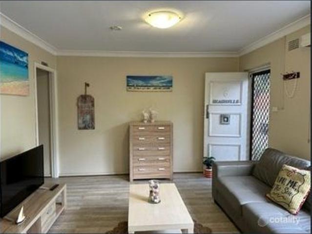 PARTLY FURNISHED UNIT IN GREAT LOCATION