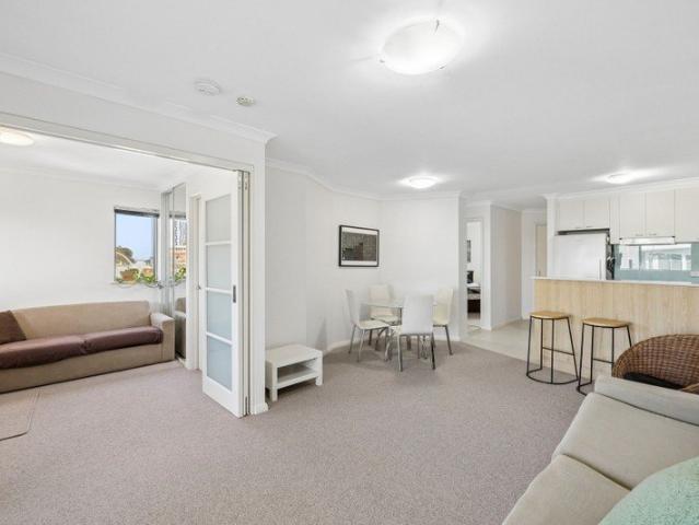 PARTLY FURNISHED 2x1 IN PRIME LOCATION!
