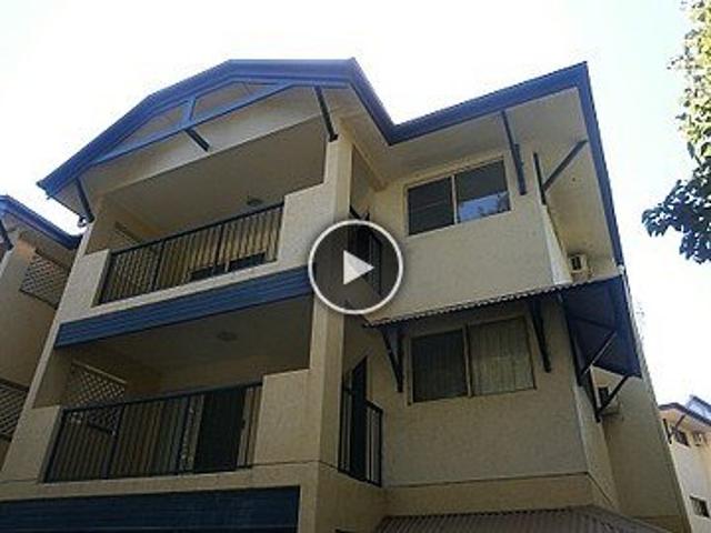 PARTLY FURNISHED 2 BEDROOM UNIT CLOSE TO JCU AND HOSPITAL!