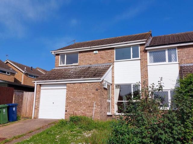 Partridge Drive, Bar Hill CB23 3 bed semi detached house to rent £1,600 pcm £369 pw
