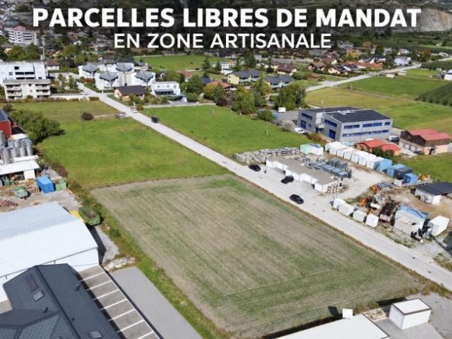 Parzellen in einer handwerklichen Zone – Frei von Mandat