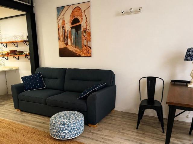 PARA ALUGAR AO ANO APARTAMENTO MUITO BONITO NO CORAÇÃO DE OLHÃO