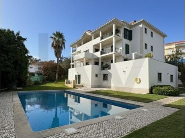 para alugar Luxuoso apartamento de 150 m2, Cascais, Portugal