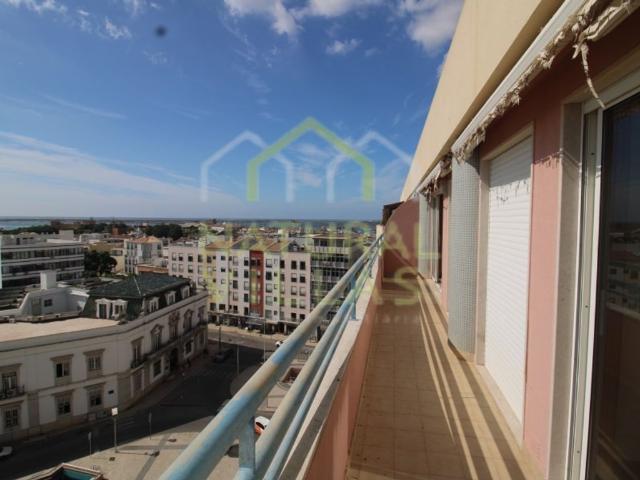 para alugar Apartamento de alto padrão de 171 m2, Faro, Portugal
