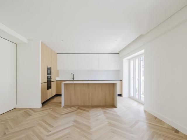 para alugar Apartamento de alto padrão de 173 m2, Lisboa