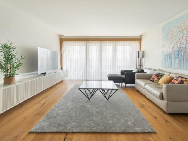 para alugar Apartamento de alto padrão de 218 m2, Arrabida Shopping, Vila Nova de Gaia, Porto