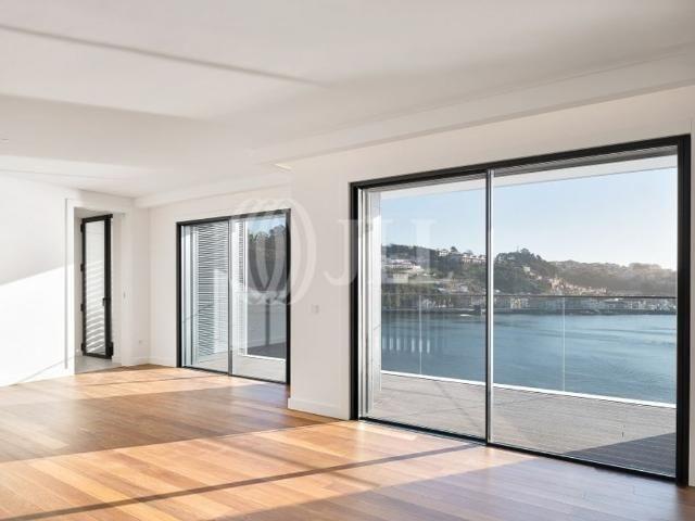 para alugar Apartamento de luxo de 144 m2, Arrabida Lordelo do Ouro, Porto