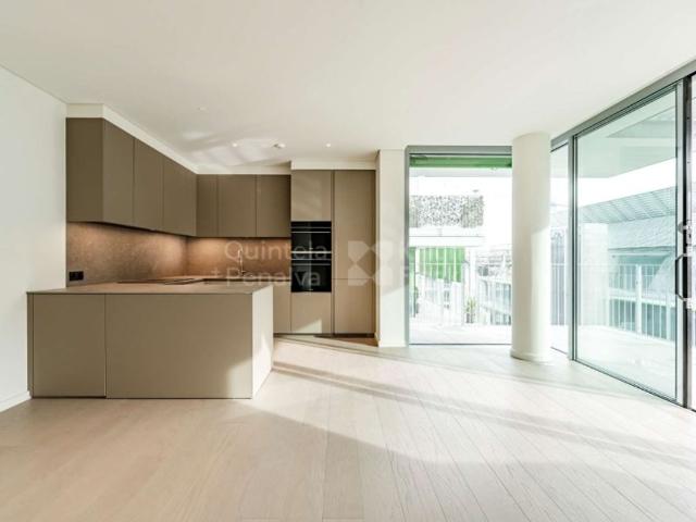 para alugar Apartamento de luxo de 101 m2, Lisboa