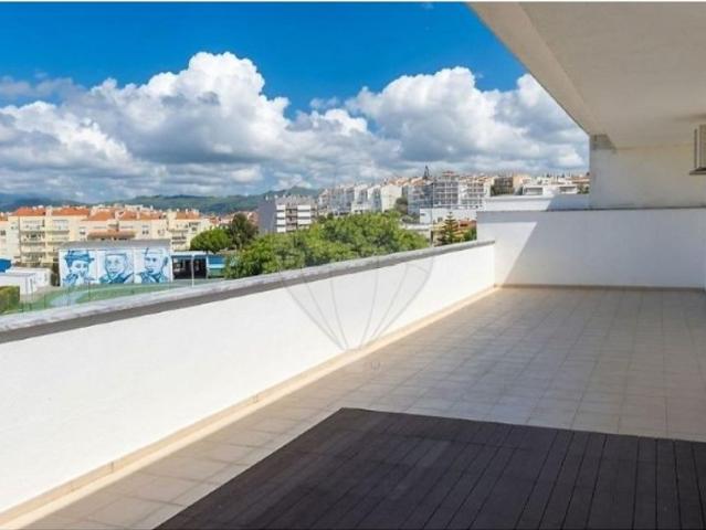 para alugar Apartamento de luxo de 129 m2, Cascais, Lisboa
