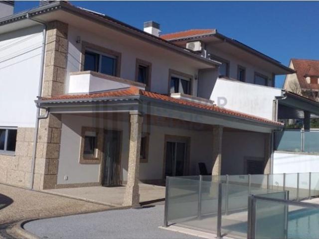 para alugar Casa de 310 m2, Guimarães, Braga