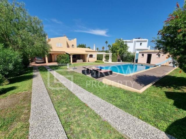 para alugar Casa de 420 m2, Vilamoura, Loulé, Faro