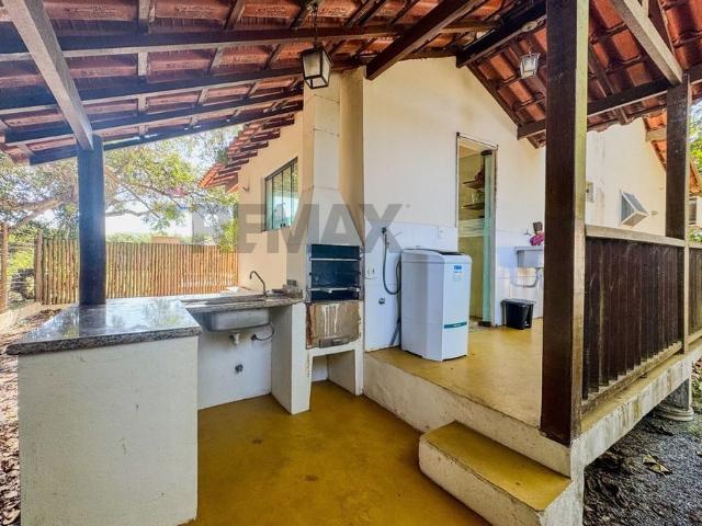 Para alugar casa estilo chalé mobiliado a 100 metros da Praia da Marina em Armação dos Búzios