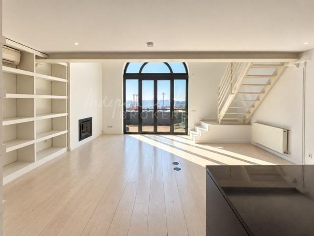 para alugar Loft de altíssimo padrão de 116 m2, Lisboa