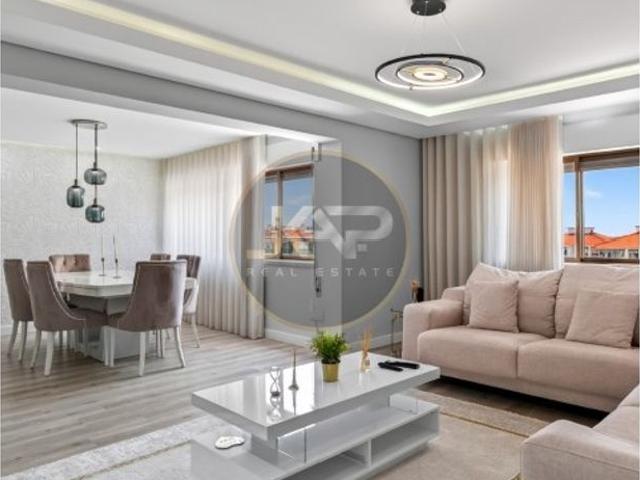 para alugar Luxuoso apartamento de 170 m2, Shopping Massama, Sintra, Lisboa