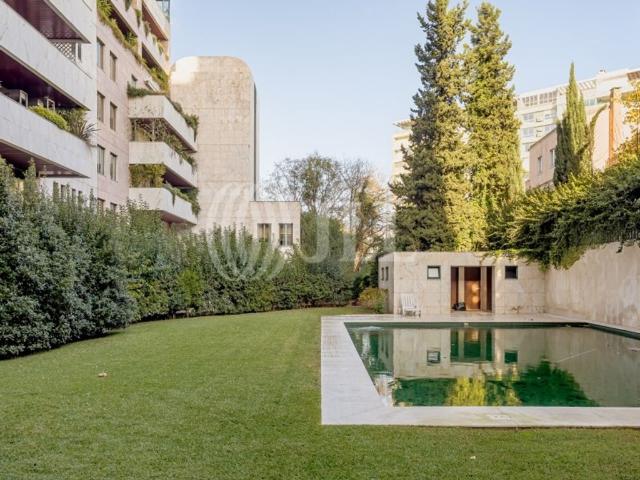 para alugar Luxuoso apartamento de 110 m2, Amoreiras Santa Isabel, Lisboa