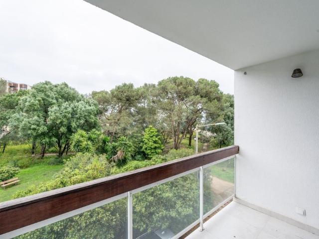 para alugar Luxuoso apartamento de 110 m2, Cascais, Lisboa
