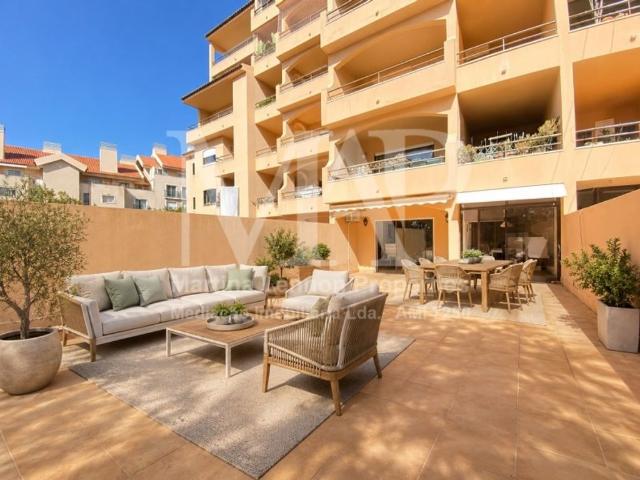 para alugar Luxuoso apartamento de 123 m2, Cascais, Portugal