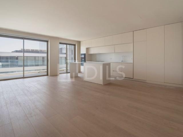 para alugar Luxuoso apartamento de 135 m2, Salgueiros, Vila Nova de Gaia, Porto