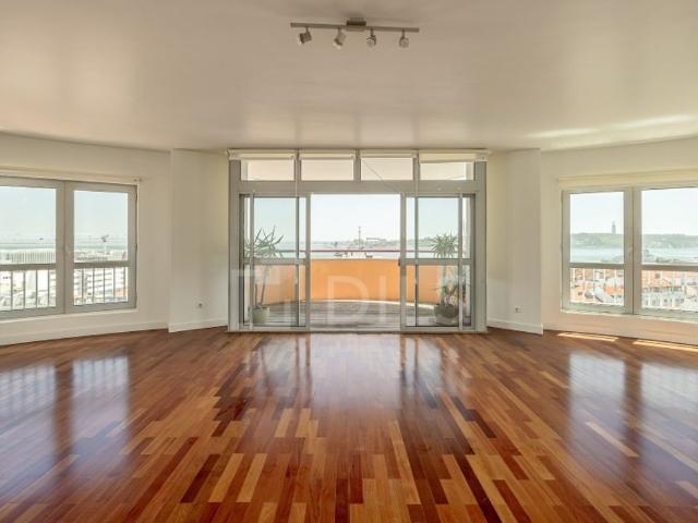 para alugar Luxuoso apartamento de 272 m2, Santos Santos o Velho, Lisboa