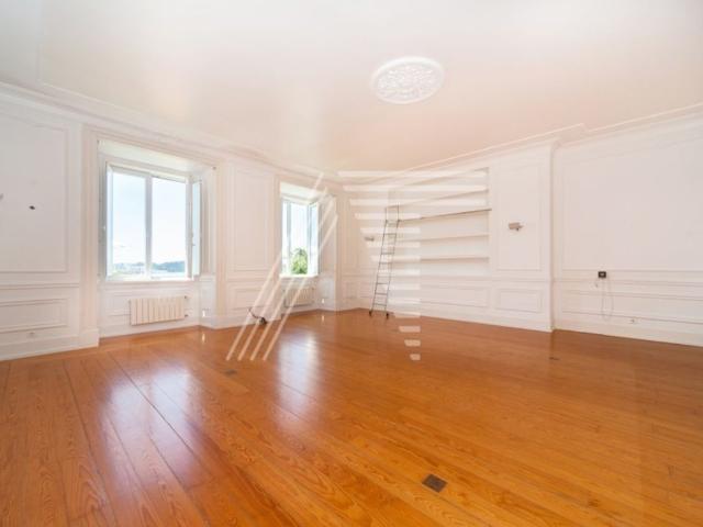 para alugar Apartamento de luxo de 200 m2, Centro Santa Catarina, Lisboa