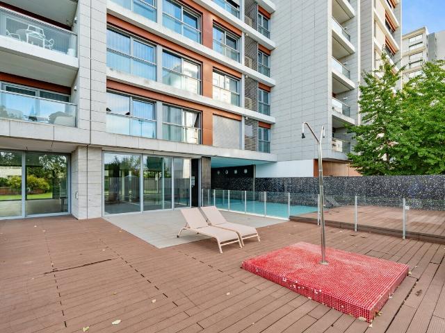 Para arrendamento, excelente apartamento T4 inserido no prestigiado condomínio Mais Campo Grande