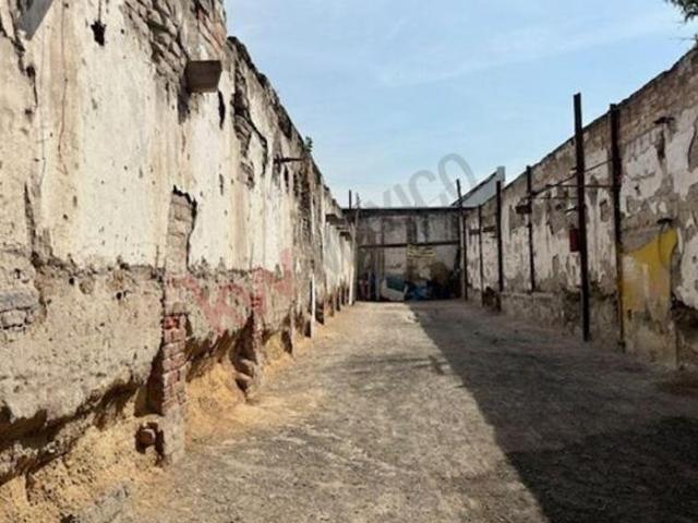 PARA INVERSIONISTAS TERRENO ENFRENTE DE LA LAGUNILLA, PARA BODEGAS, O COMERCIO
